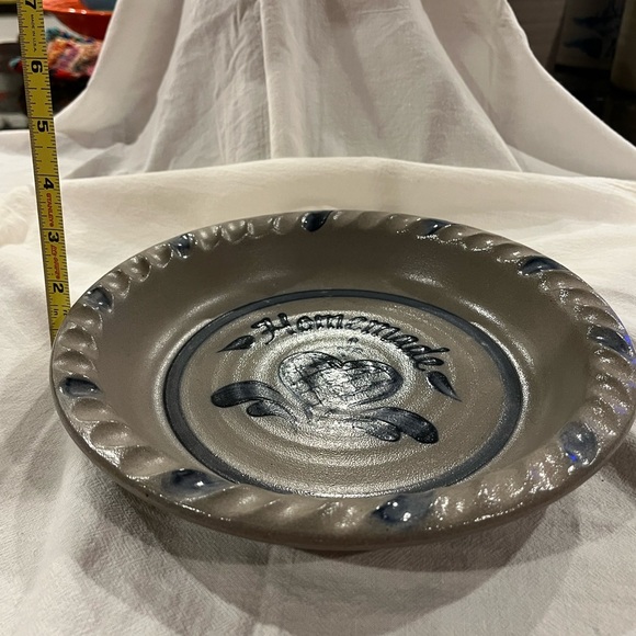 Vintage Rowe Pottery Pie Plate - Picture 2 of 4